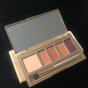 New in box beautiful for everyday and special occasions! Purchased two